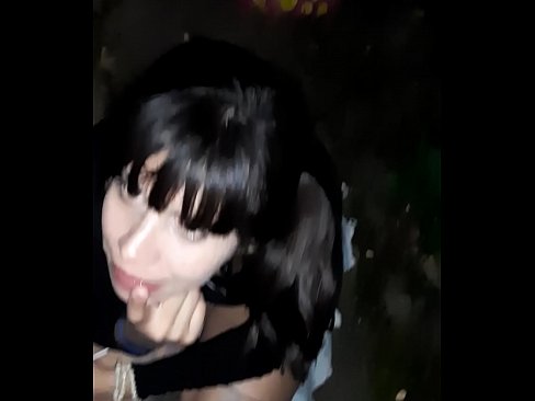 ❤️ सडकमा मिठाईको बदलामा लिंग सुन्निने ❌  ne.sexarxiv.ru मा